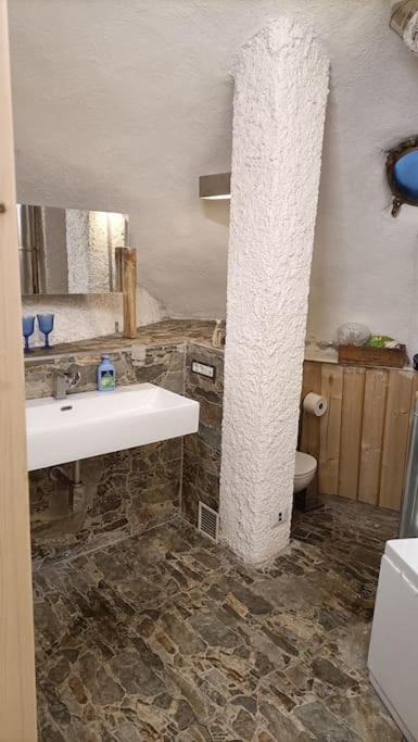 Il Villaggio Dei Puffi Bardineto Ngoại thất bức ảnh